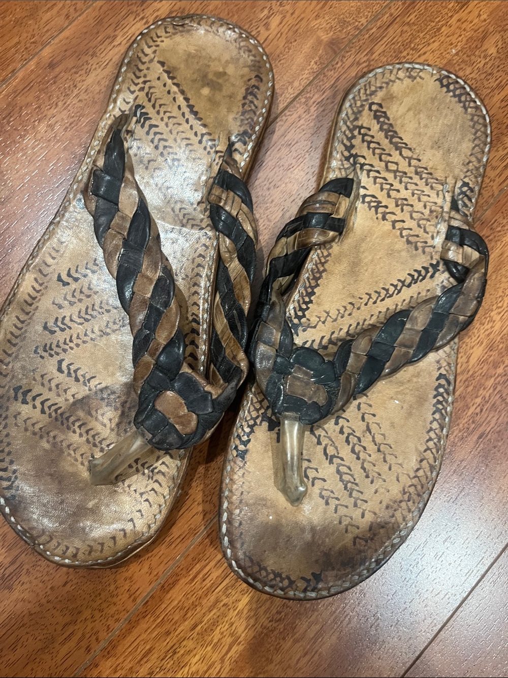 Men’s Braided Leather Flip Flops - Black and Brown